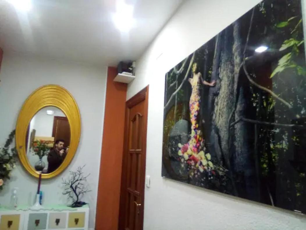 Las Golondrinas Habitacion En Piso Centrico Para Una O Dos Personas Сарагоса Экстерьер фото