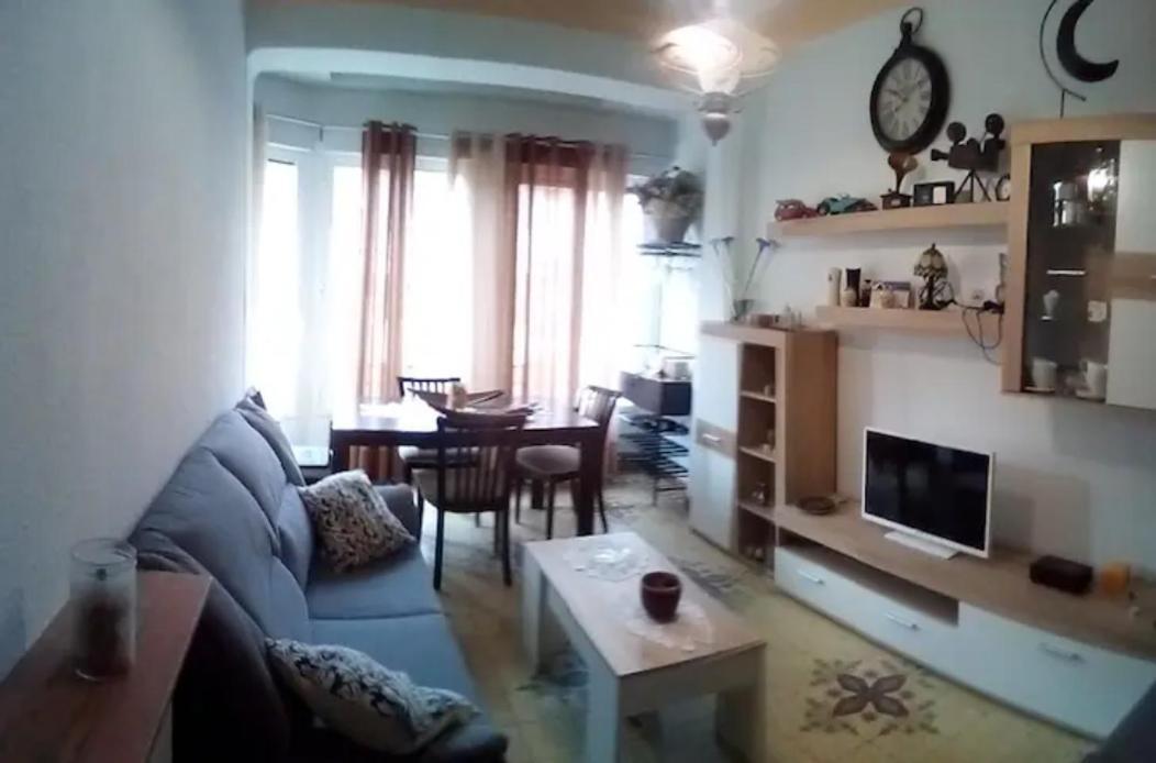 Las Golondrinas Habitacion En Piso Centrico Para Una O Dos Personas Сарагоса Экстерьер фото